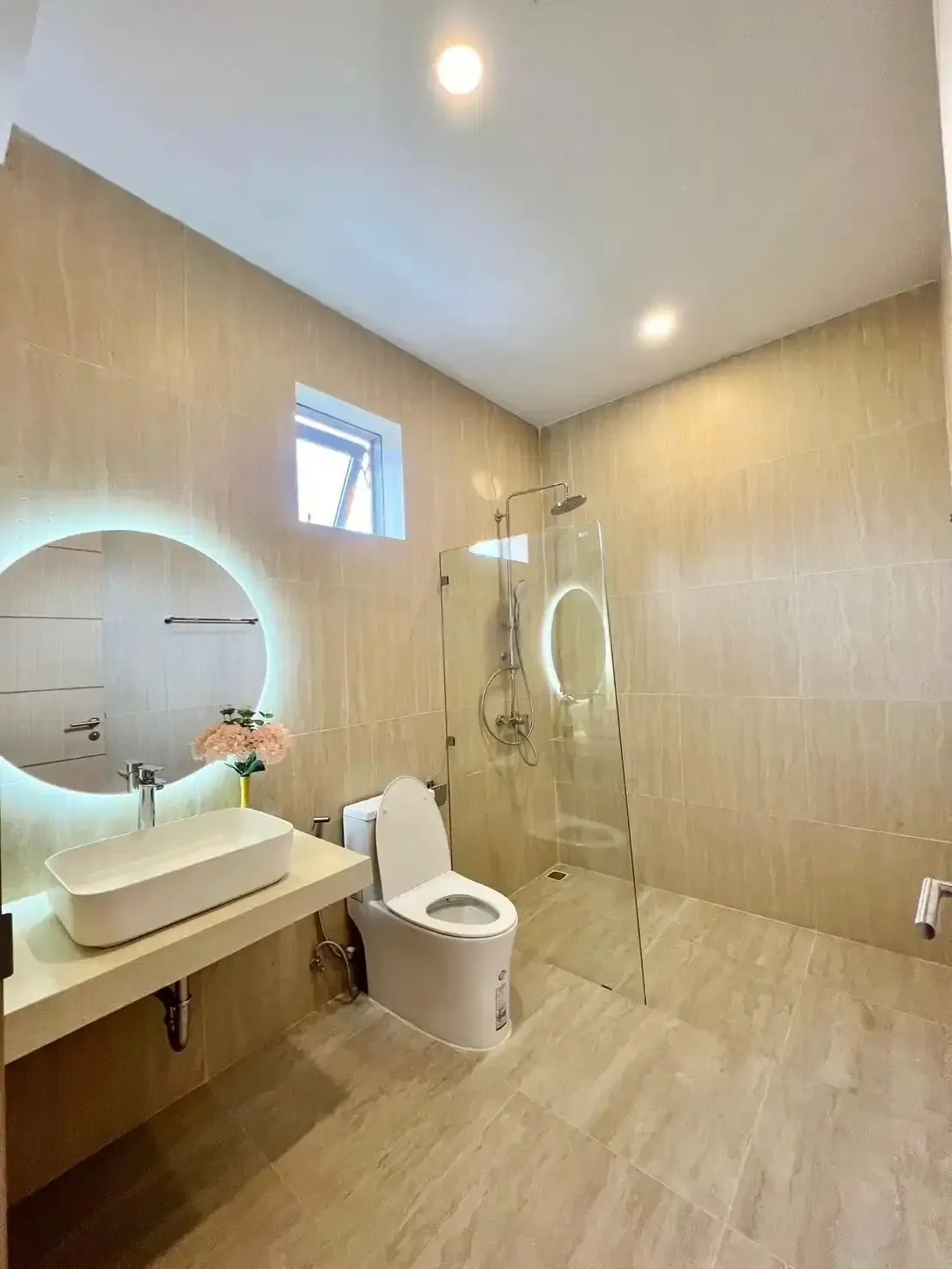 property12-modern-luxury-villa-in-maenam-img-14