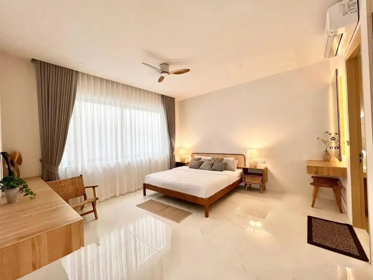 property12-modern-luxury-villa-in-maenam-img-16