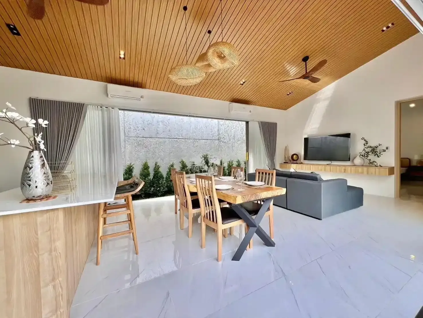 property12-modern-luxury-villa-in-maenam-img-3